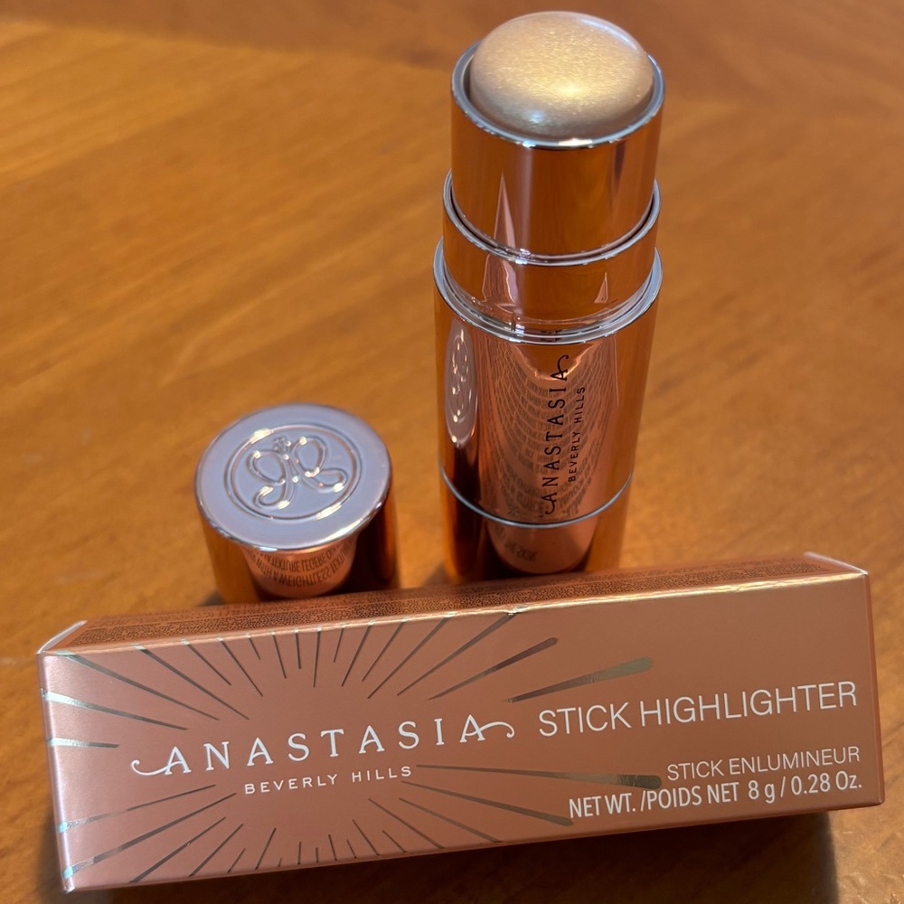 Anastasia Beverly Hills Stick Highlighter Dripping in Gold